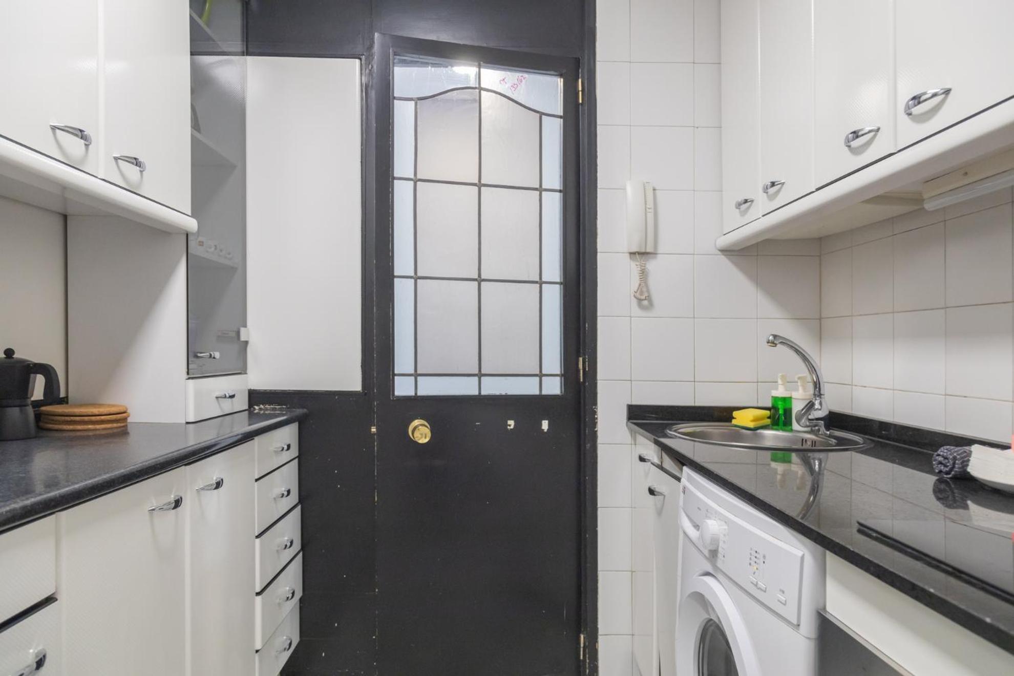 Exclusivo Maria De Molina Temporal Apartment Мадрид Екстериор снимка